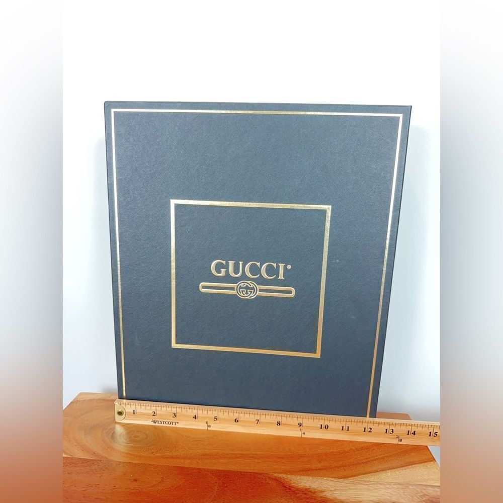 Authentic Gucci Gift Box - Picture 6 of 6